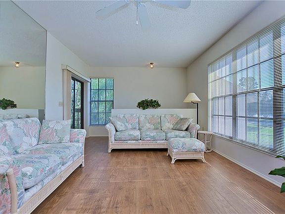 5th image of 3366 Mermoor Dr APT 204