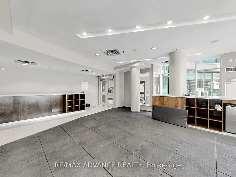 12 Yonge St #1805 — Photo 44
