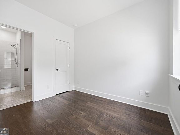 5th image of 211 Bass St SW #10