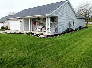 108 Summit Dr, Bellefontaine, OH 43311