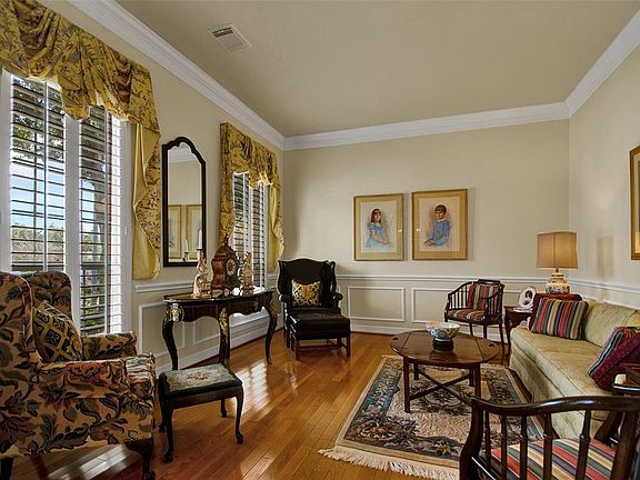 5th image of 8510 Forest Arbor Ct