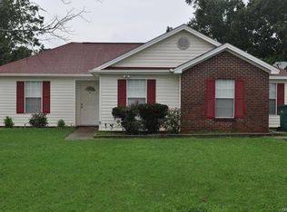 386 Foxdale Rd, Millbrook, AL 36054