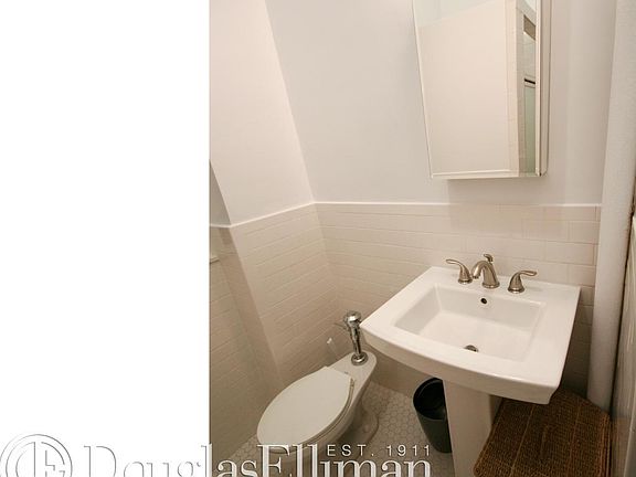 2nd image of 330 E 46th St APT 6M