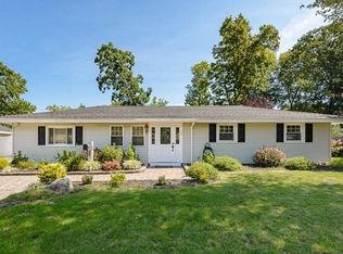 26 James St, Holbrook, MA 02343