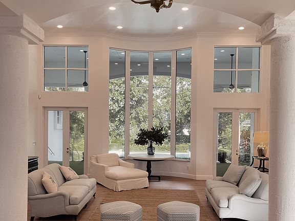 3rd image of 7200 Los Pinos Blvd