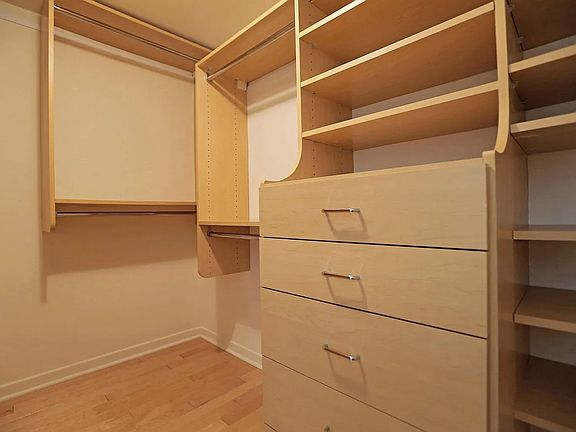 3rd image of 1235 Yale St APT 5