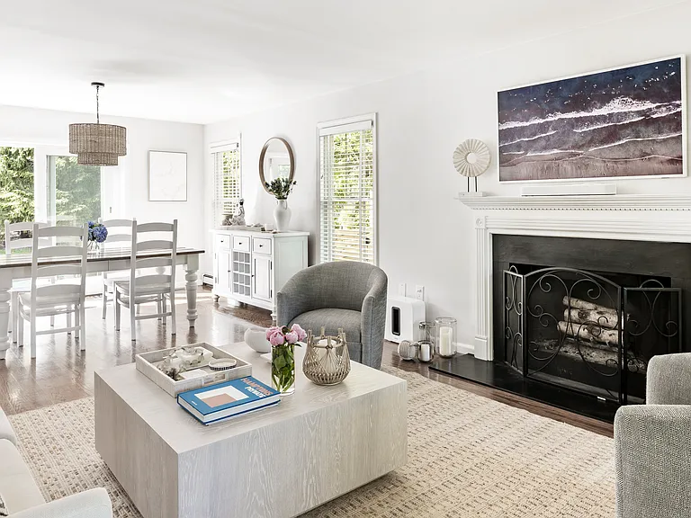 22 Central Ave — Photo 10