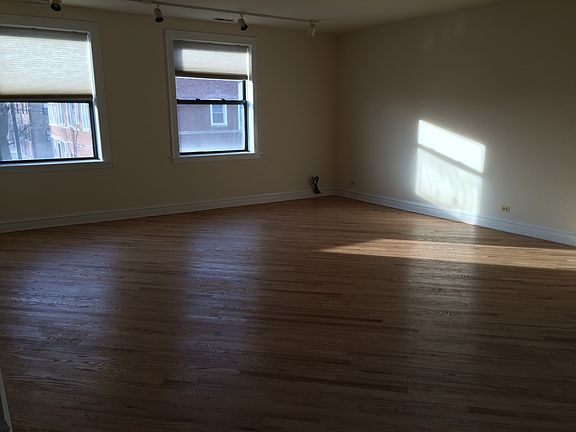 2nd image of 4326 N Elston Ave #A
