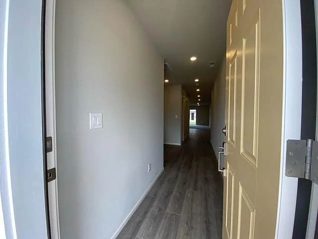 369 Cornwell St — Photo 3