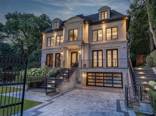 31 Russell Hill Rd #C02, Toronto, ON M4V 2S9