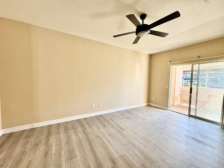 9303 Gilcrease Ave #1181 — Photo 37