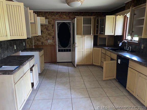 3rd image of 6326 N 30th St W
