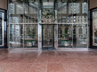950 N Michigan Ave APT 3704, Chicago, IL 60611