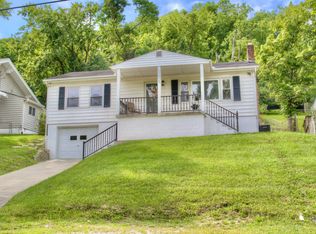 1422 Waterworks Rd, Newport, KY 41071