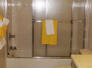 7320 Crystal Lake Dr APT 4, Swartz Creek, MI 48473