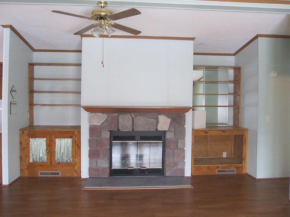 Fireplace and built-ins