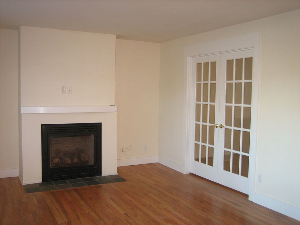 1st image of 3045 81st Pl SE Unit 7