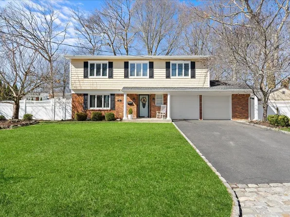 158 Montclair Avenue, Saint James, NY 11780