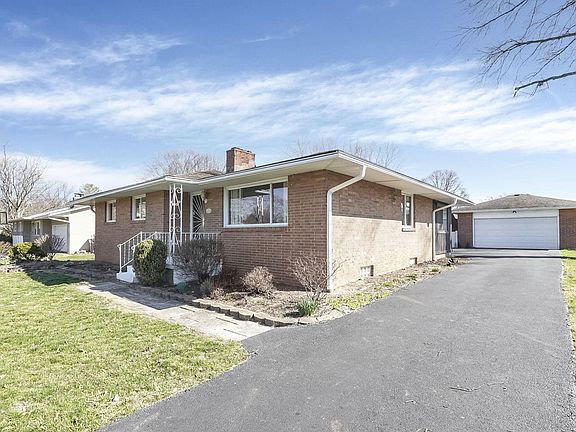 2nd image of 3068 Marwick Rd