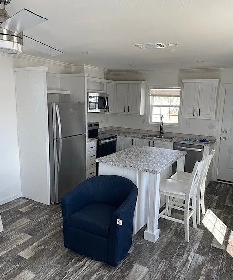 37530 Kells Ln — Photo 3