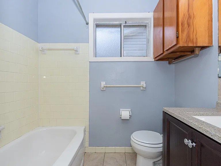 4210 Cork Ln — Photo 21