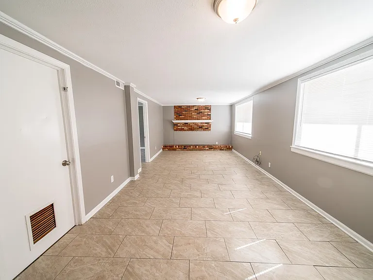 4015 Canady St — Photo 12