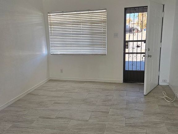 2nd image of 2920 Mountain Ave