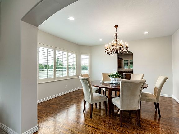 3rd image of 3343 W Merryvale Cir