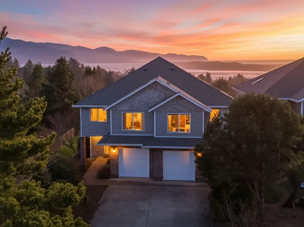 4803 Holly Heights Ave, Tillamook, OR 97141