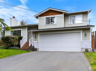 20711 Crawford Rd, Lynnwood, WA 98036