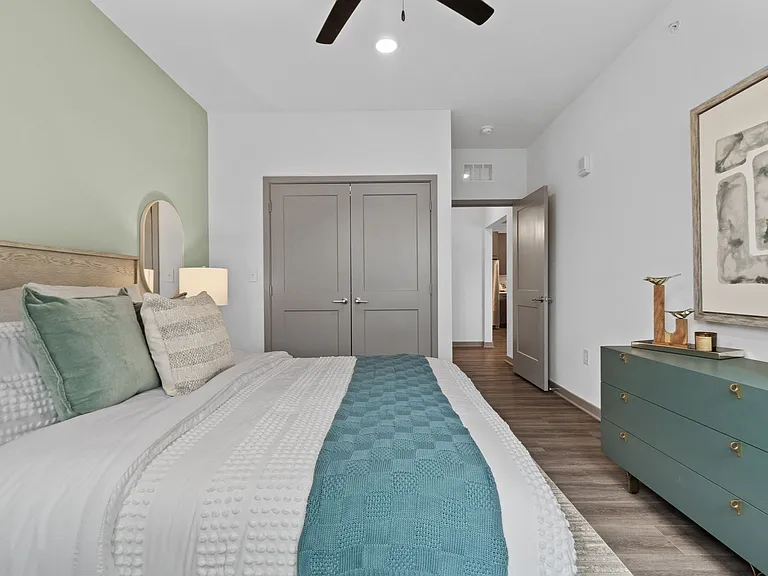 The Quinn Luxury Apartments — Photo 24