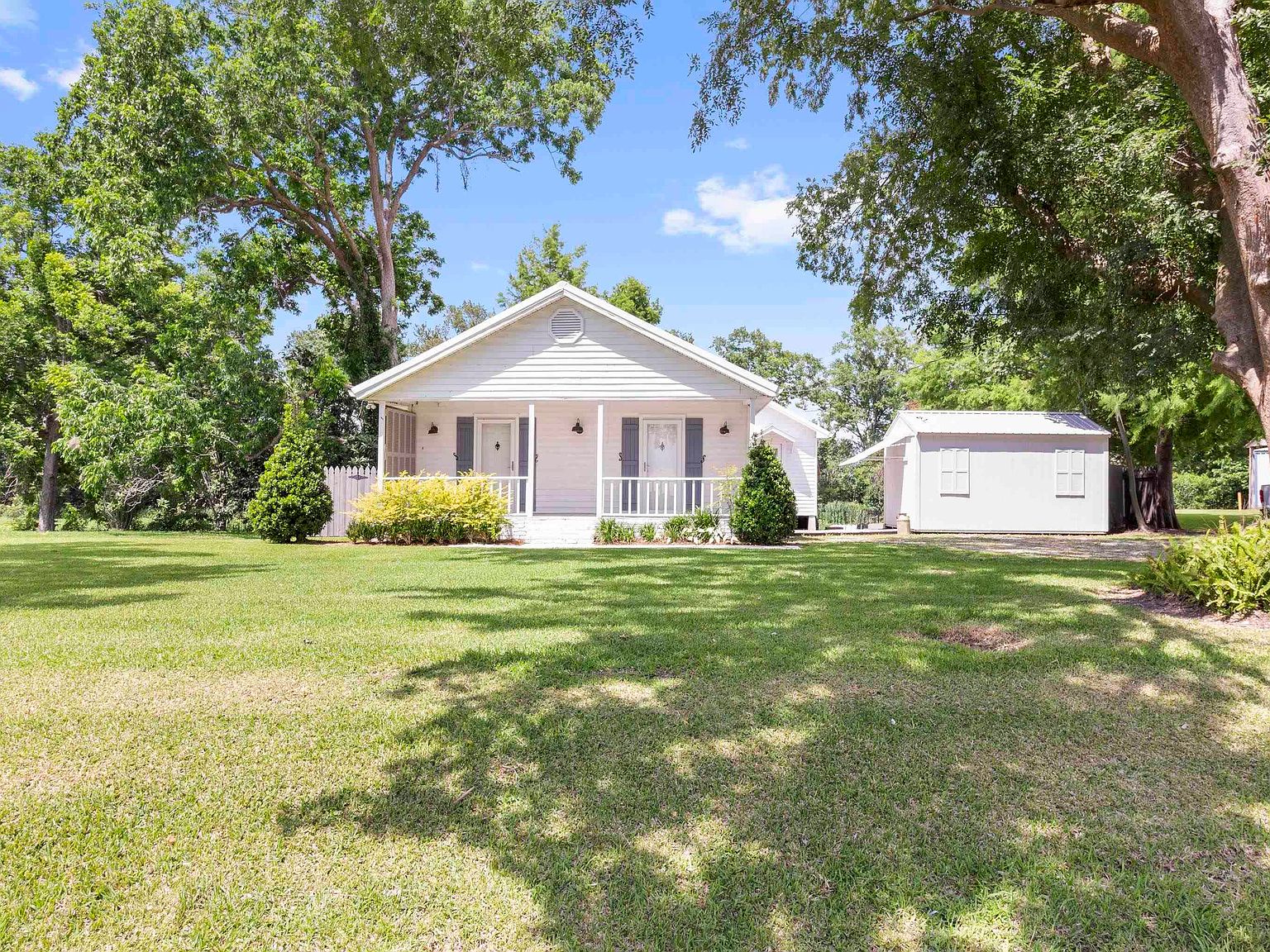 2076 Saint Mary St, Thibodaux, LA 70301 MLS 2023008956 Zillow