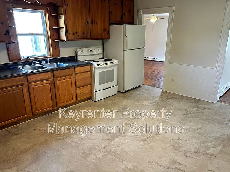 209 Tanner Ln — Photo 11