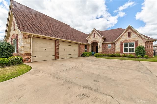1st image of 1207 Carmel Ct
