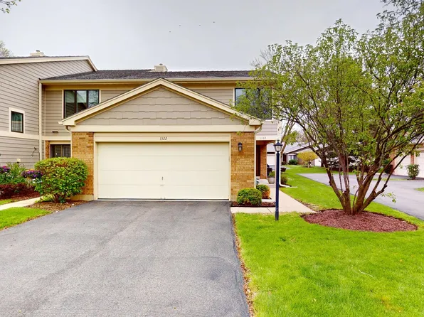 1322 Downs Pkwy, Libertyville, IL 60048