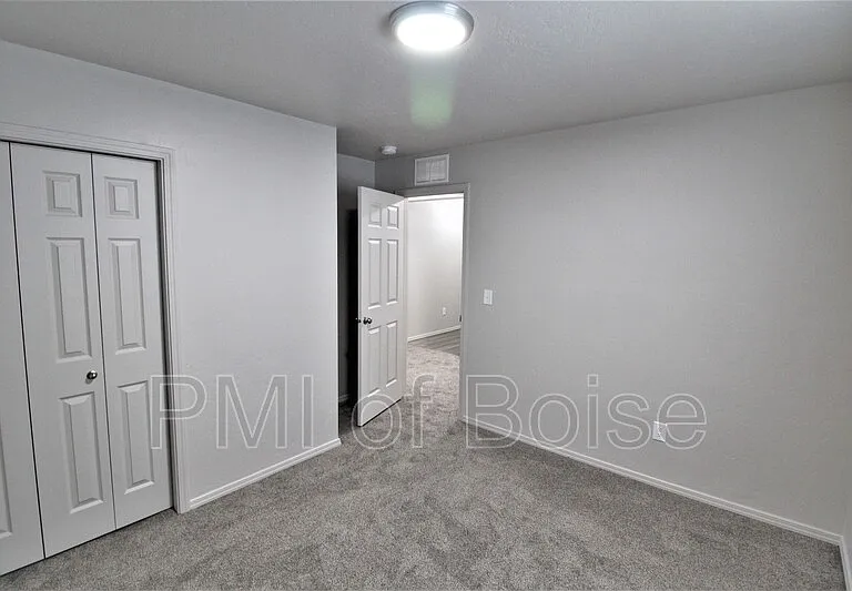 19571 Newhall Pl — Photo 12