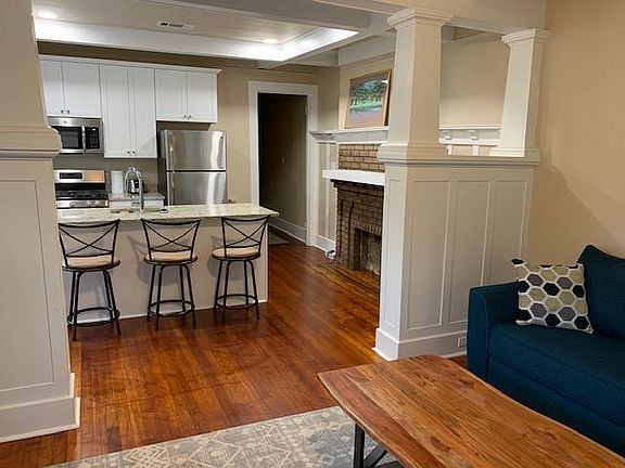 4th image of 134 N Jefferson Davis Pkwy #134