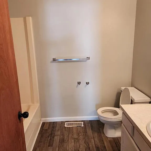 1606 Tippecanoe Dr #C2 — Photo 4