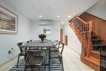 Rented by R New York