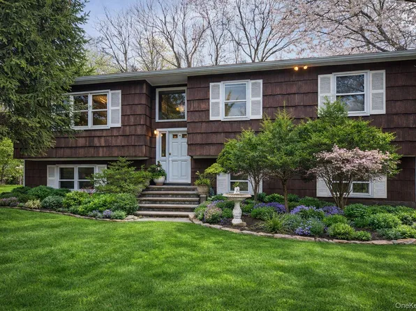 12 Green Bower Lane, New City, NY 10956