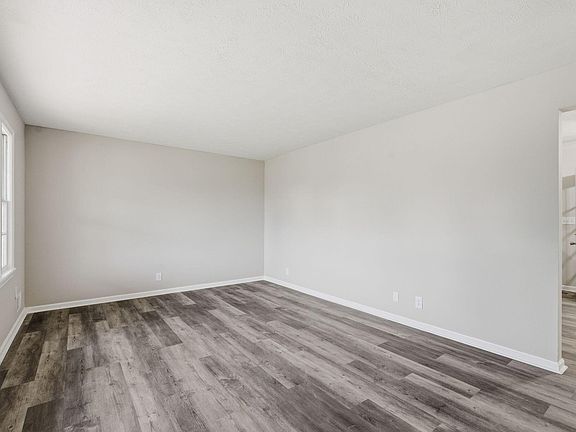 5th image of 253 Radcliffe Rd