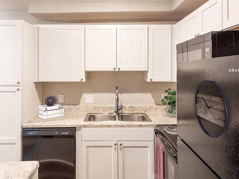 Sterling Heights by Callio Properties — Photo 10