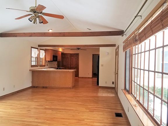 5th image of 25 Highland St #1