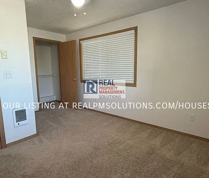 8514 N Syracuse St #1 — Photo 26