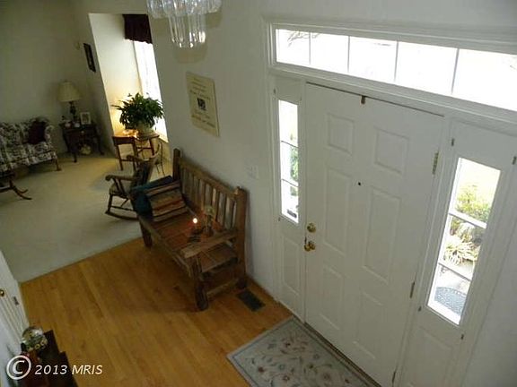 3rd image of 9698 Granary Pl