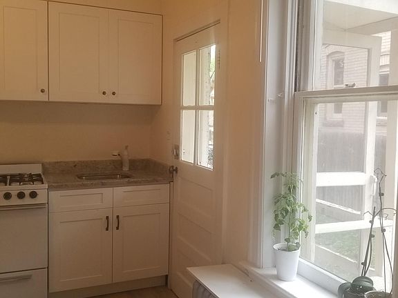 2nd image of 1269 Columbine St #2
