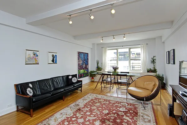 Sold by Corcoran | media 8