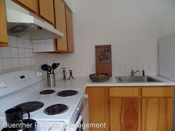 5th image of 1618 N Lincoln St APT 2
