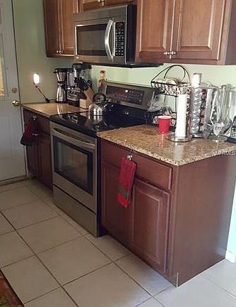 3rd image of 1718 Linwood Cir