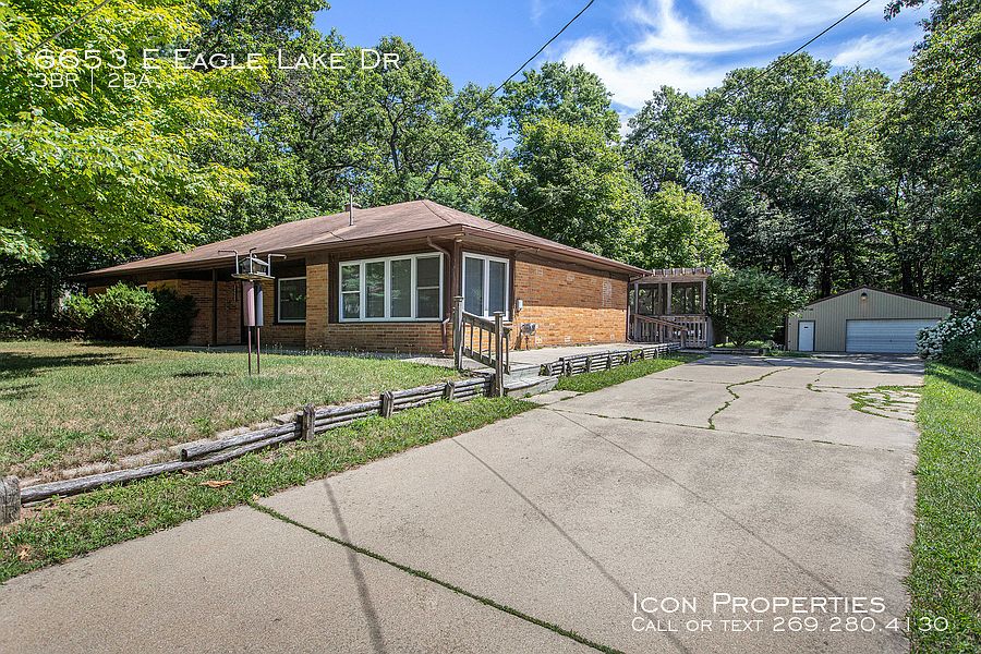 6653 E Eagle Lake Dr, Kalamazoo, MI 49009 Zillow